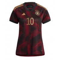 Deutschland Serge Gnabry #10 Fußballbekleidung Auswärtstrikot Damen WM 2022 Kurzarm